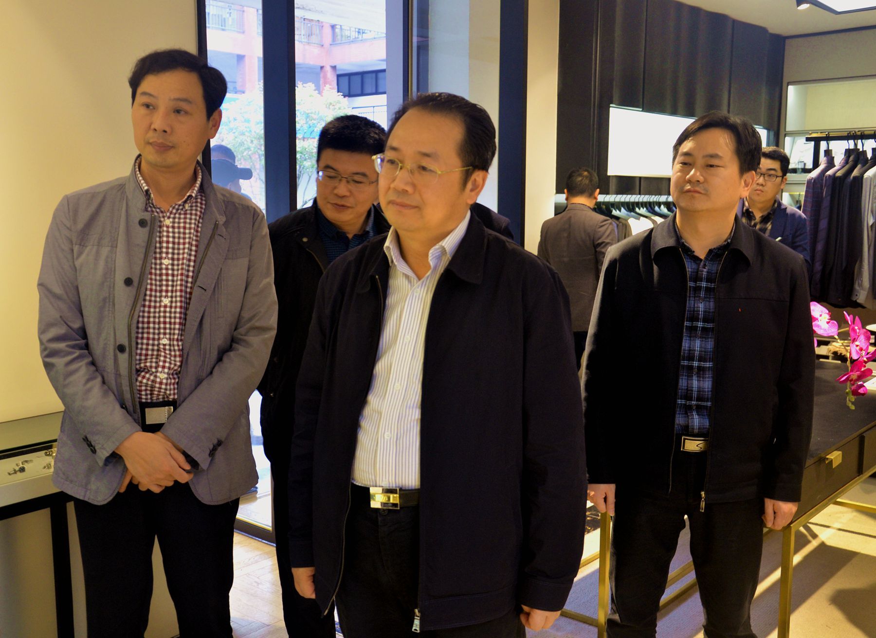 株洲市委常委、宣傳部部長(zhǎng)聶方紅到中孚尚鼎公司調(diào)研