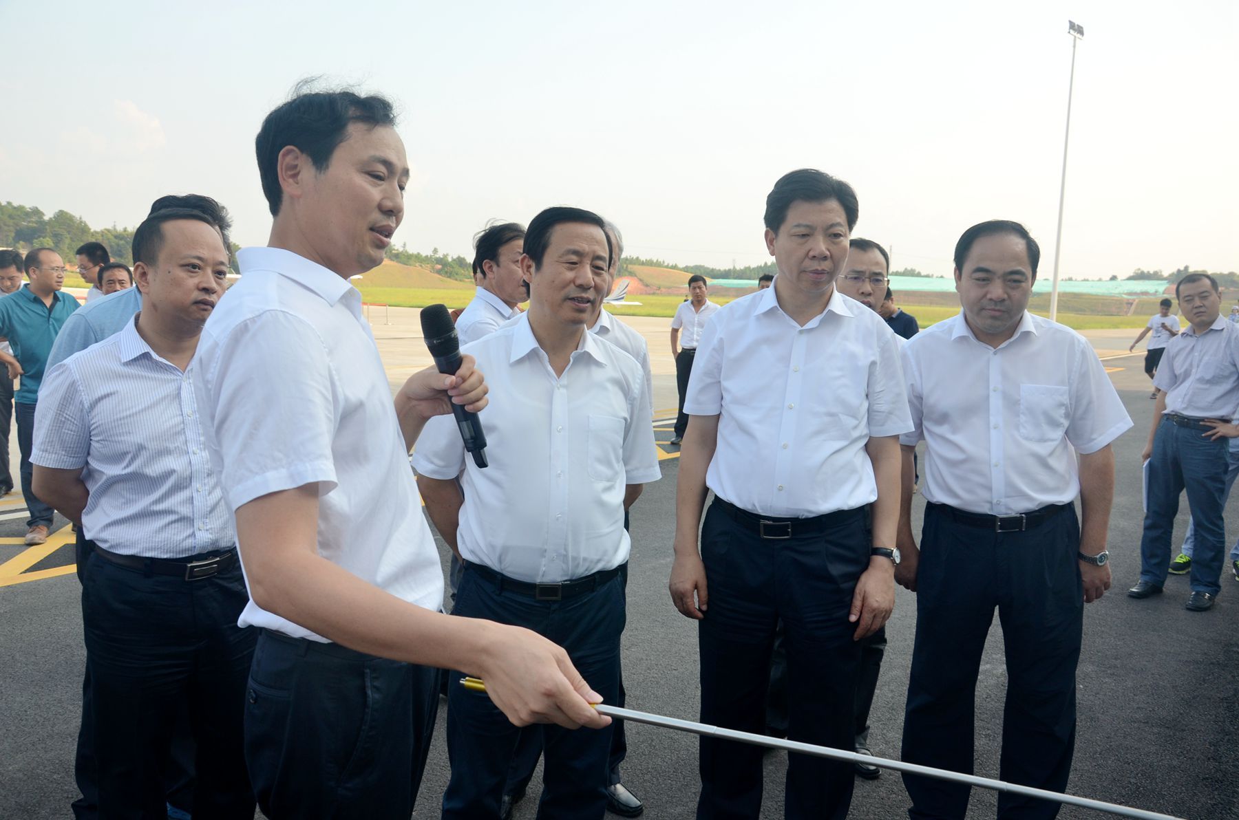 省委副書記、省長(zhǎng)許達(dá)哲調(diào)研株洲航空城